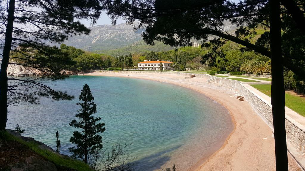 Apartments Rino Lux Sveti Stefan Exterior photo