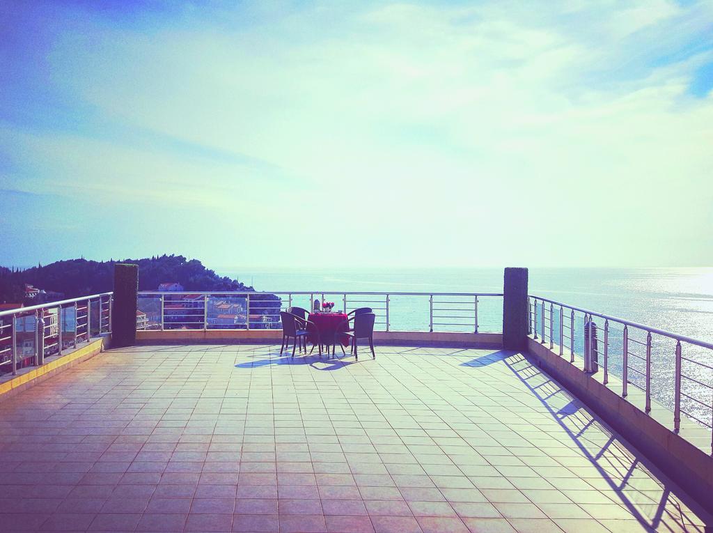 Apartments Rino Lux Sveti Stefan Exterior photo